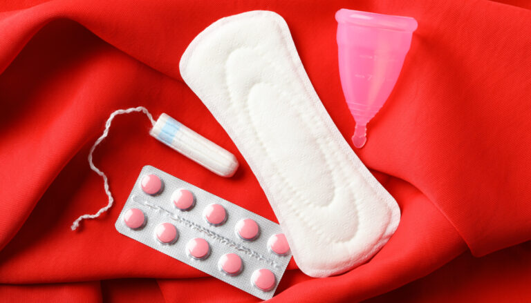 Adet Geciktirici İlaçların Zararları ve Yan Etkileri Var mıdır?